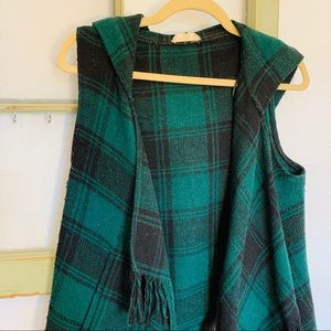 Altar’d State Green Plaid Fall Vest Fringe Black
